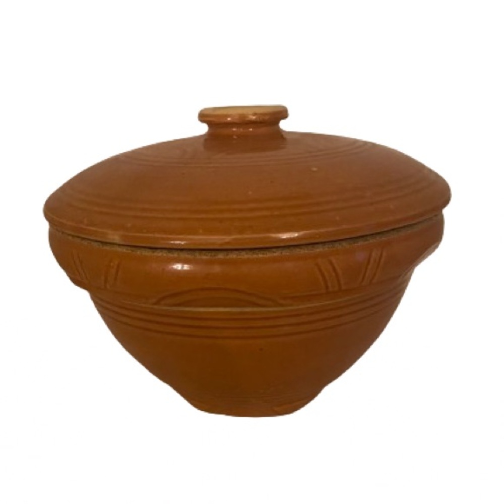 Stoneware Mixing Bowl with Lid. 8”